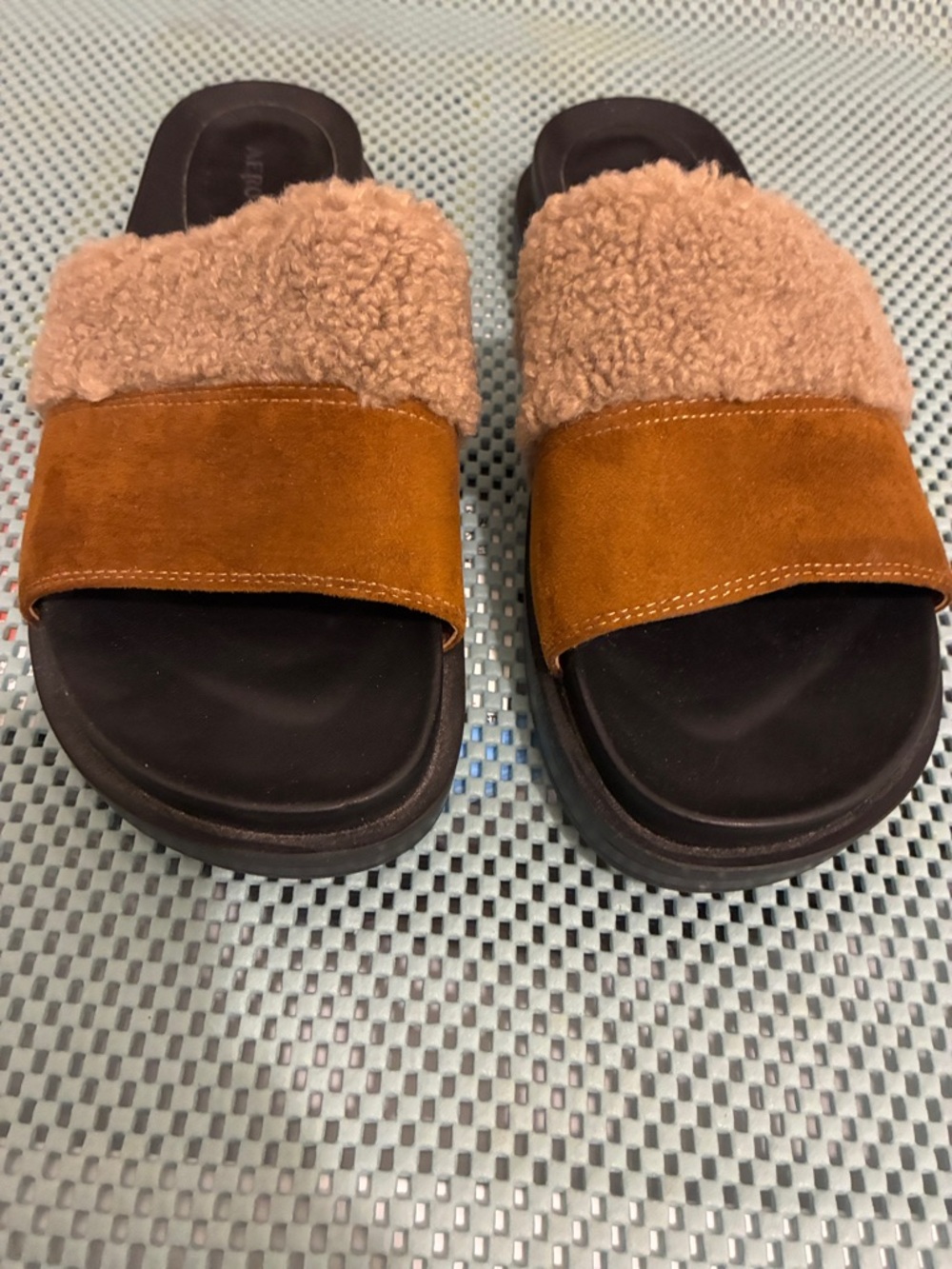 Cozy Shearling Slide Sandals in Camel & Black Aerosoles